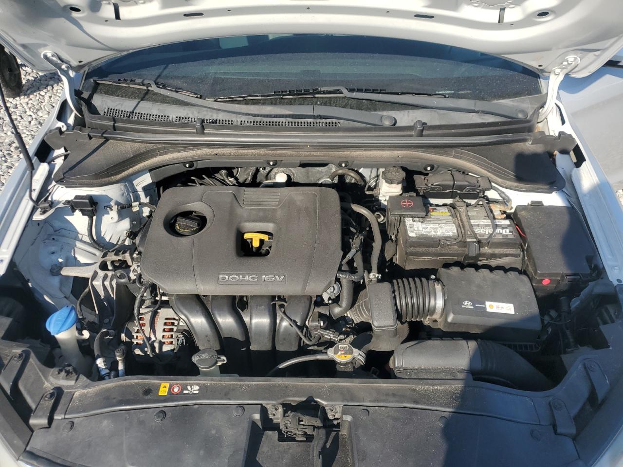 Lot #3301829357 2017 HYUNDAI ELANTRA SE