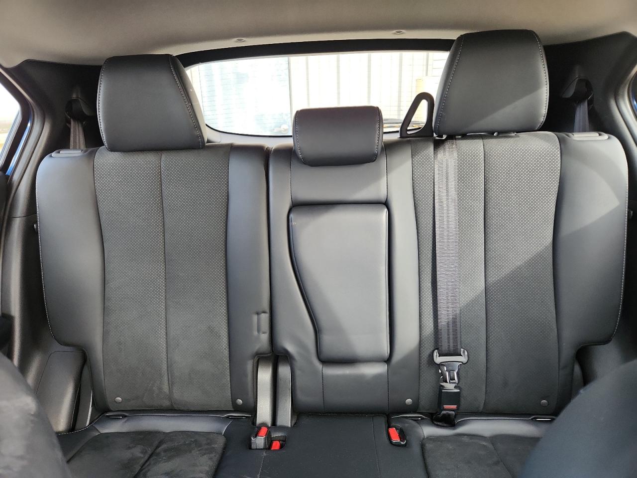 MITSUBISHI ECLIPSE SE