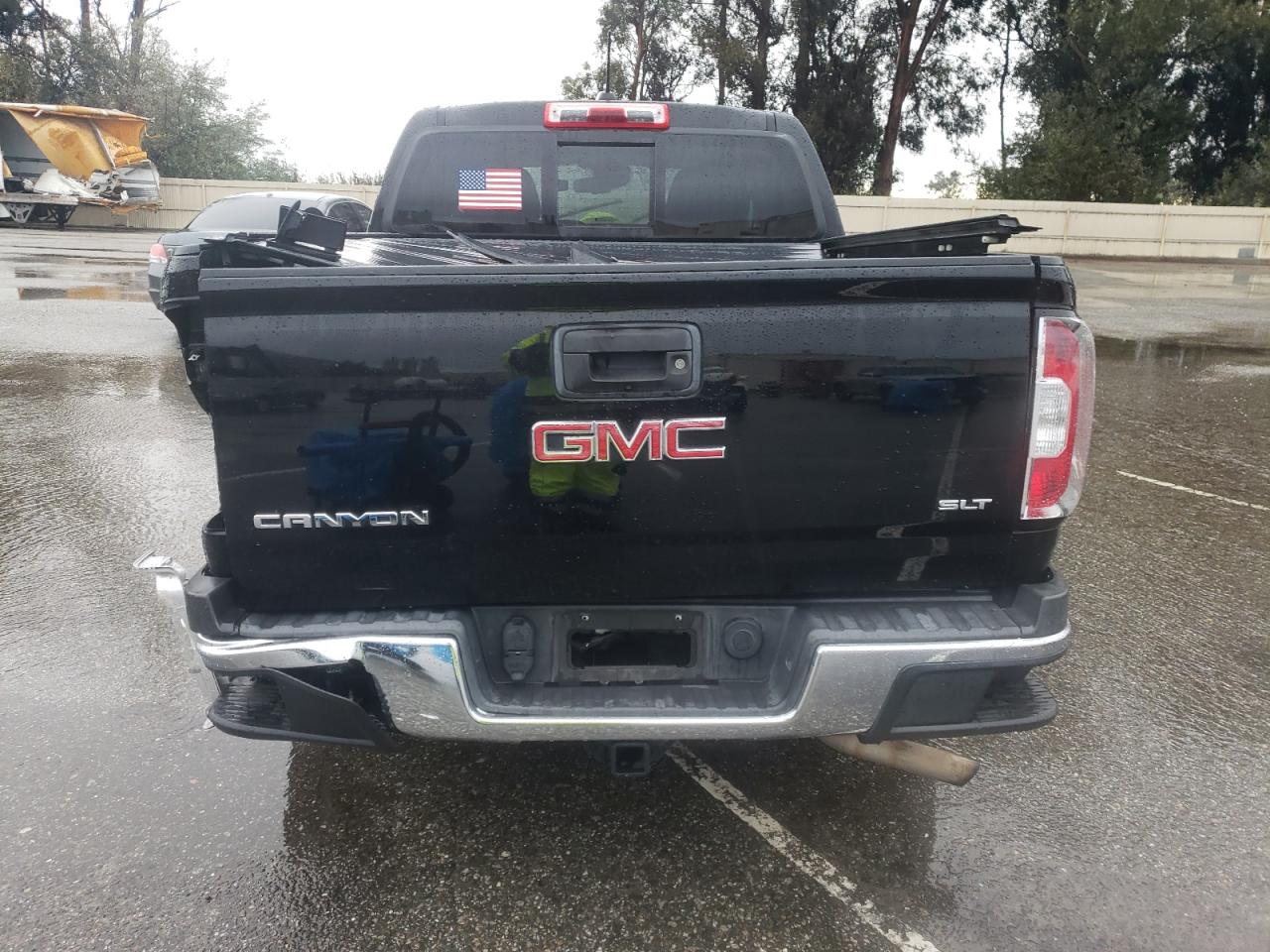 GMC CANYON SLT