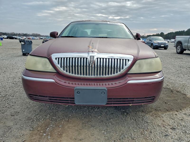 2003 LINCOLN TOWN CAR E #3302756353