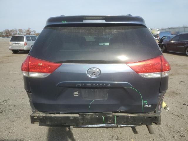 2014 TOYOTA SIENNA XLE - 5TDYK3DCXES460015