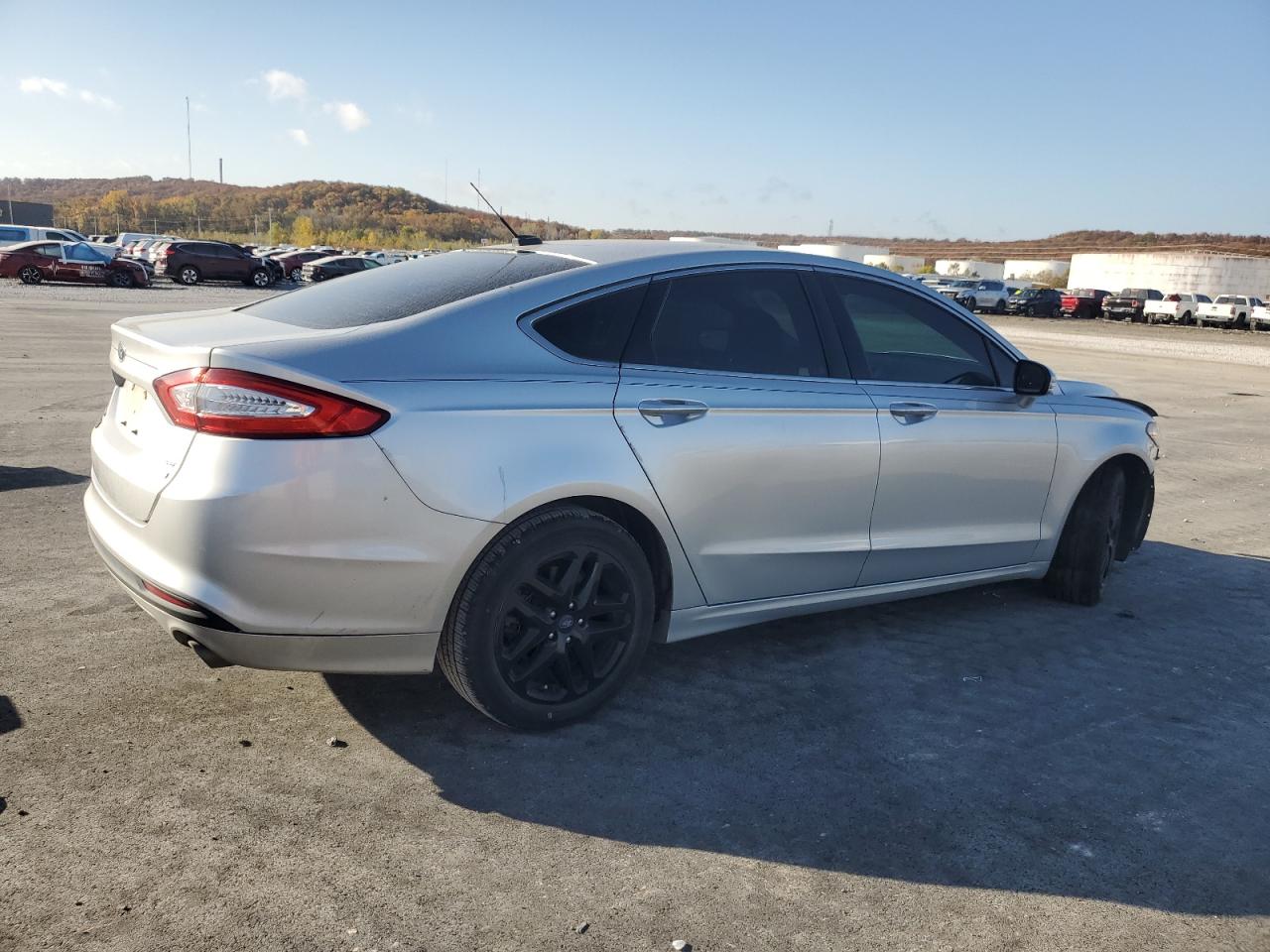 FORD FUSION SE