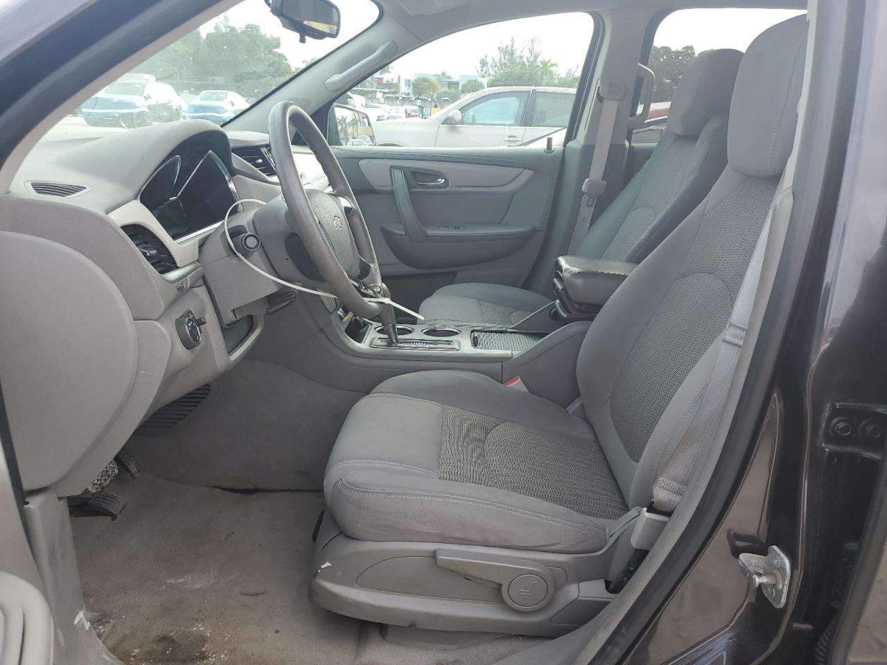 CHEVROLET TRAVERSE LS