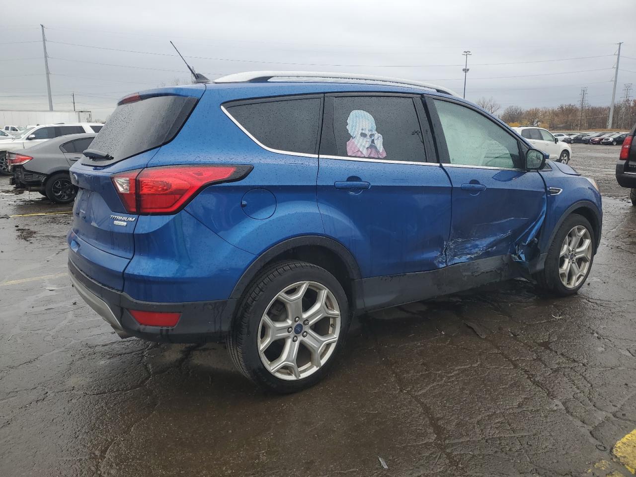 FORD ESCAPE TITANIUM