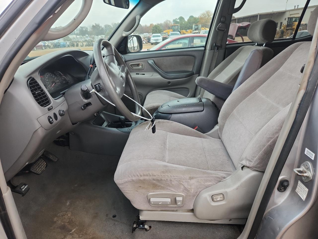 Lot #3294446508 2002 TOYOTA SEQUOIA SR