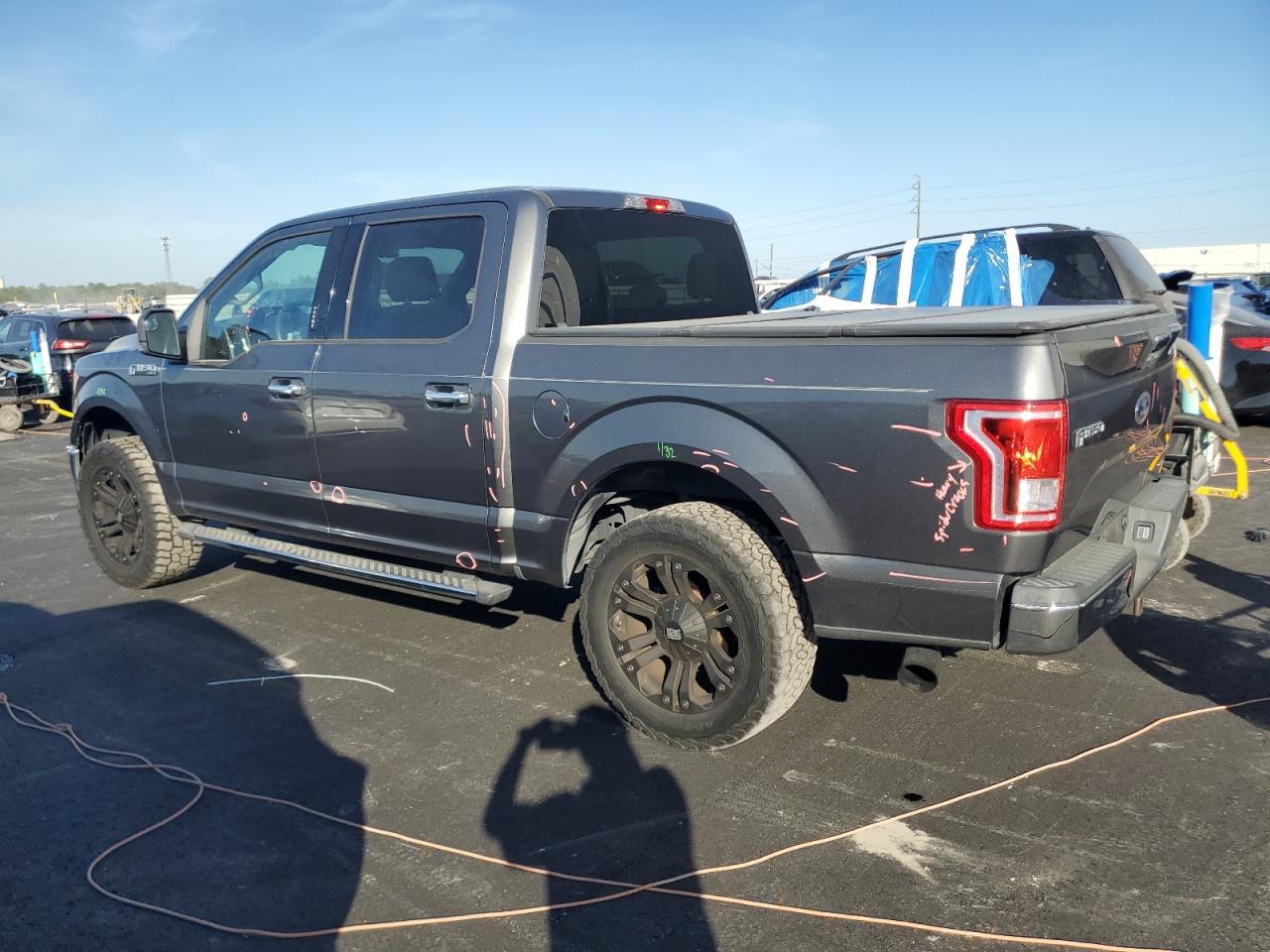 FORD F-150 SUPERCREW