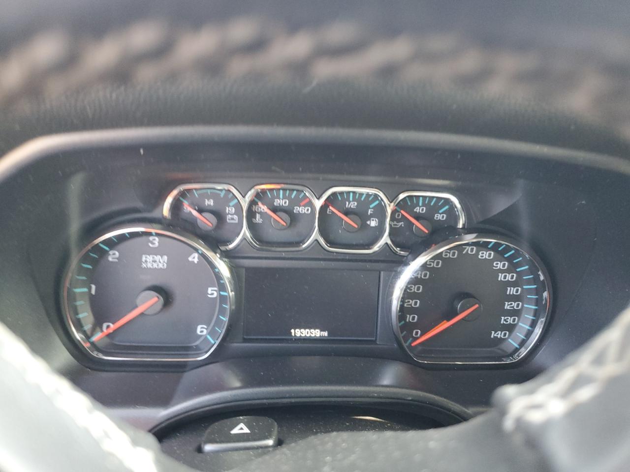 CHEVROLET SILVERADO C1500 LT