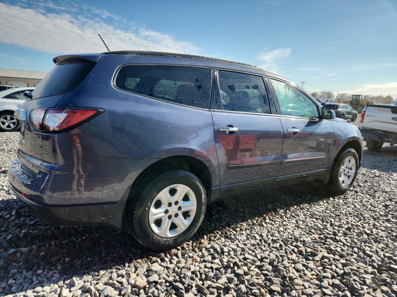 CHEVROLET TRAVERSE LS