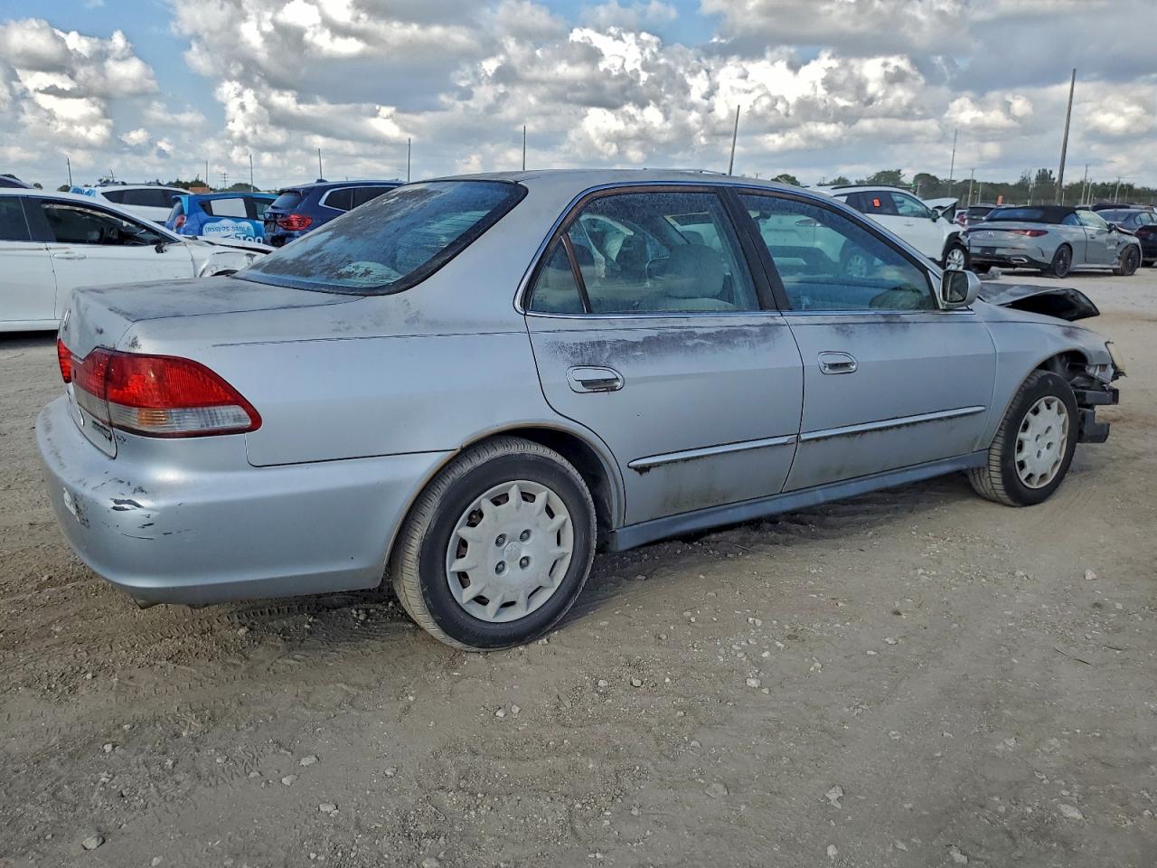 Lot #3315925101 2002 HONDA ACCORD LX