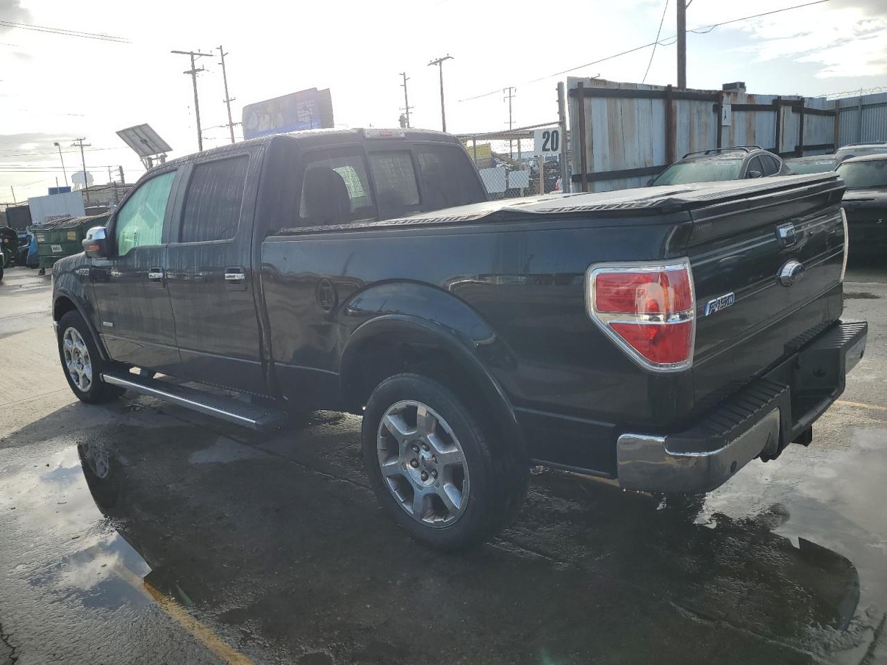 FORD F-150 SUPERCREW