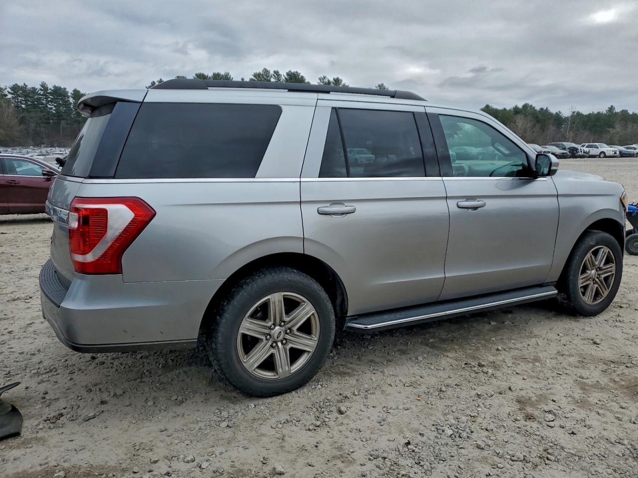 FORD EXPEDITION XLT