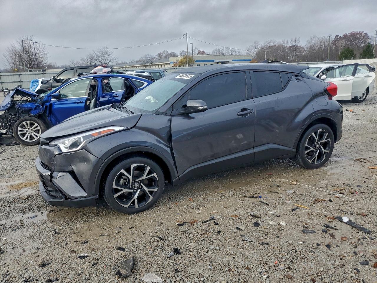 TOYOTA C-HR XLE