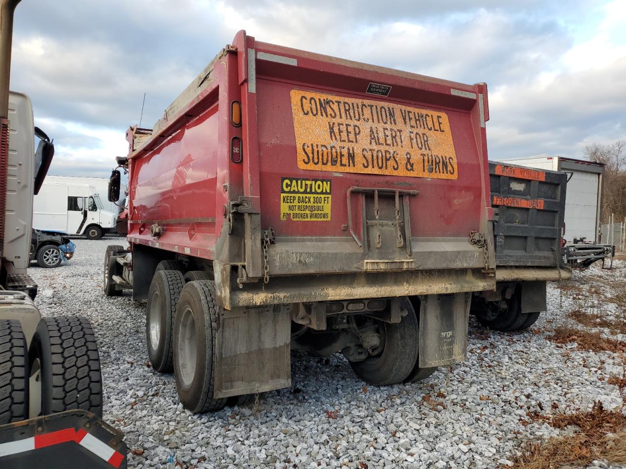 Lot #3301961432 2019 MACK GRANITE