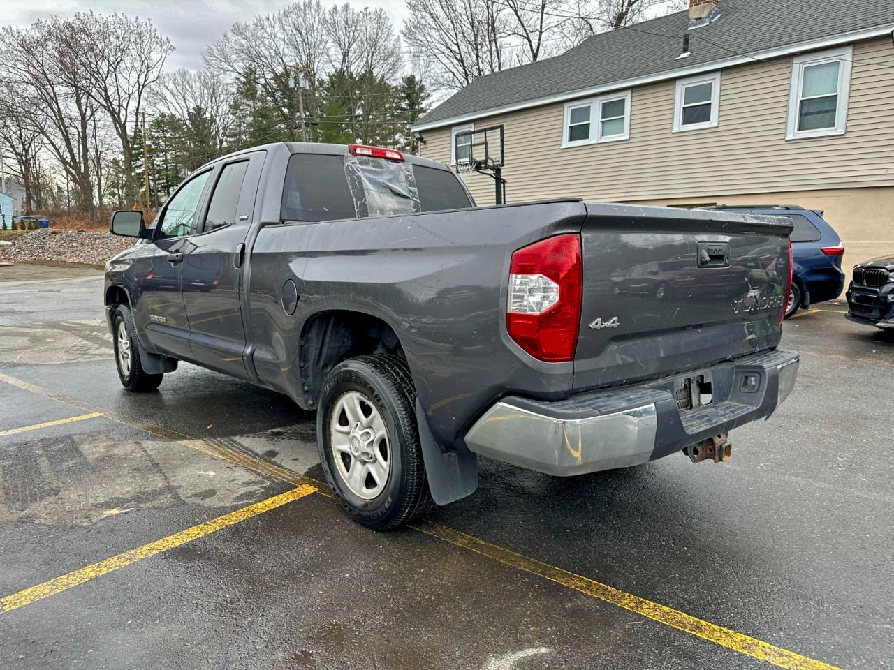 TOYOTA TUNDRA DOUBLE CAB SR