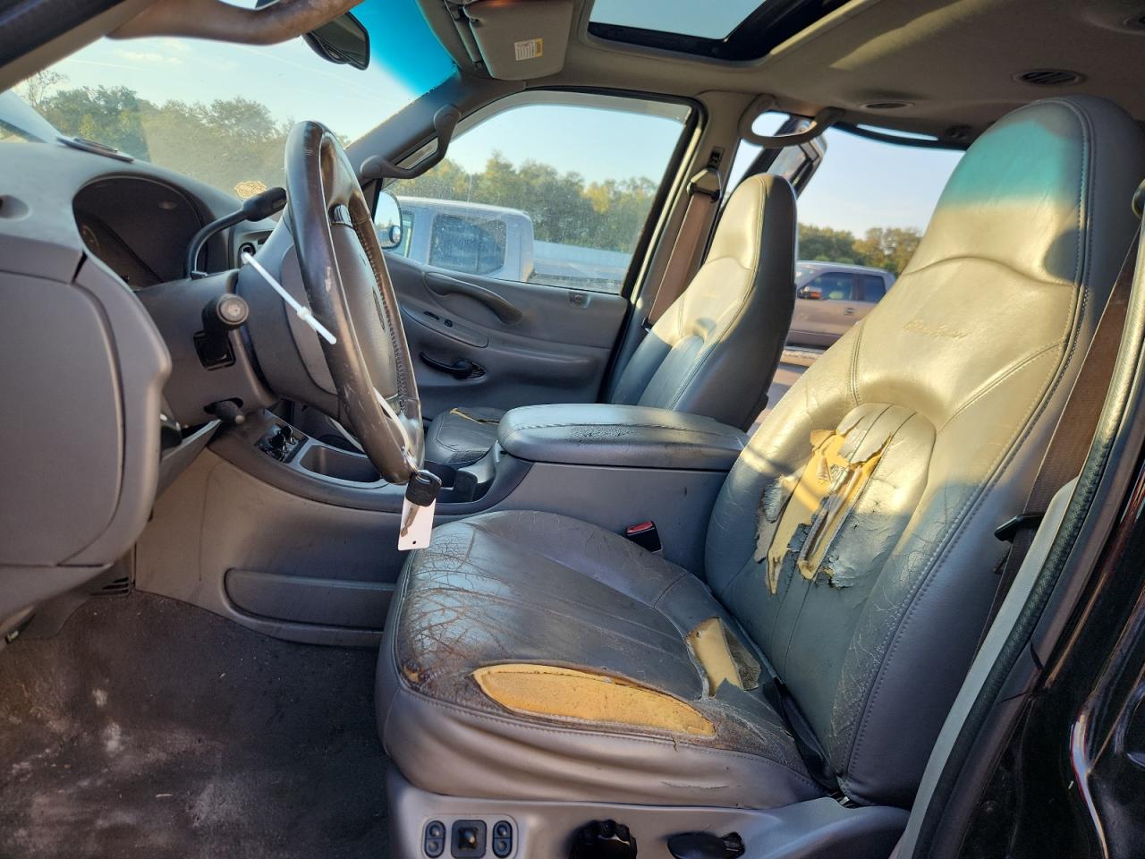 Lot #3315978098 2002 FORD EXPEDITION