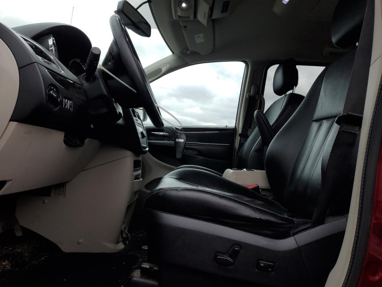 CHRYSLER TOWN & COUNTRY TOURING