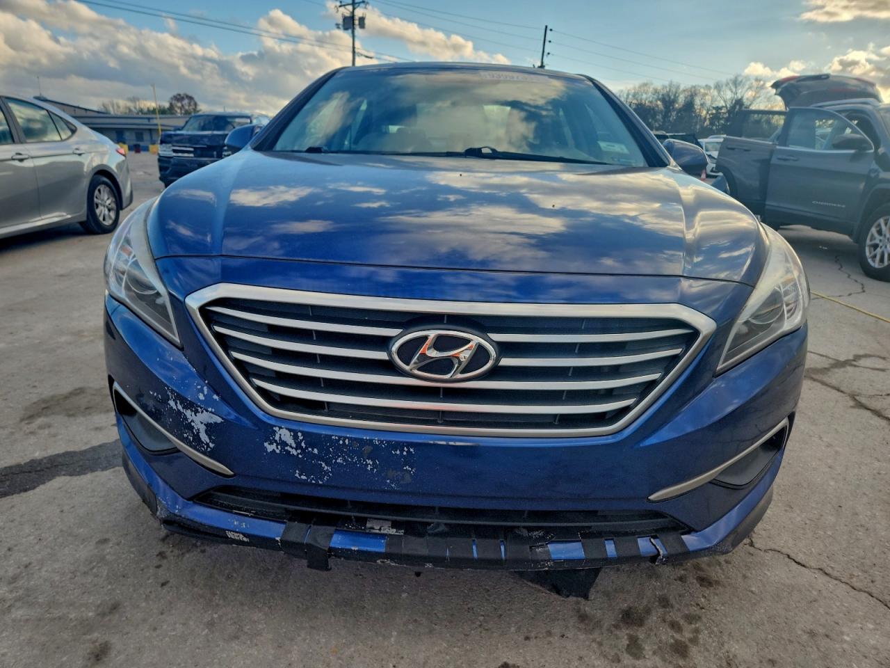Lot #3301632621 2017 HYUNDAI SONATA SE