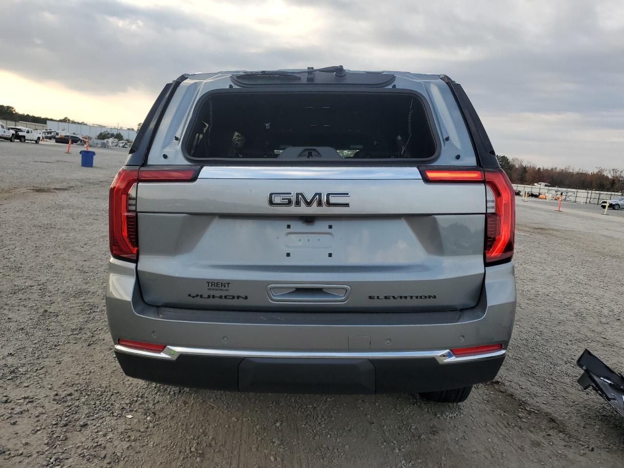 GMC YUKON ELEVATION