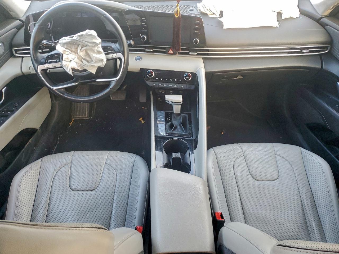 HYUNDAI ELANTRA LIMITED