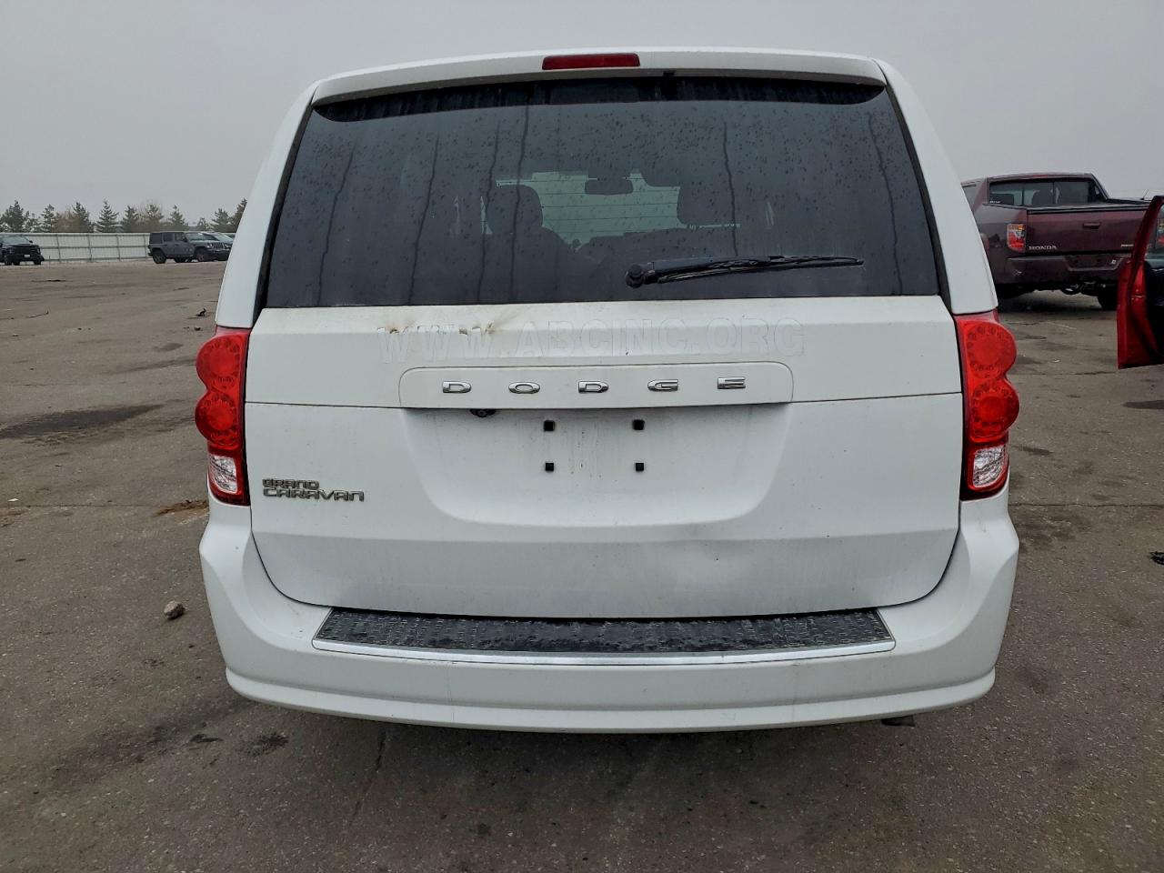 DODGE GRAND CARAVAN SE