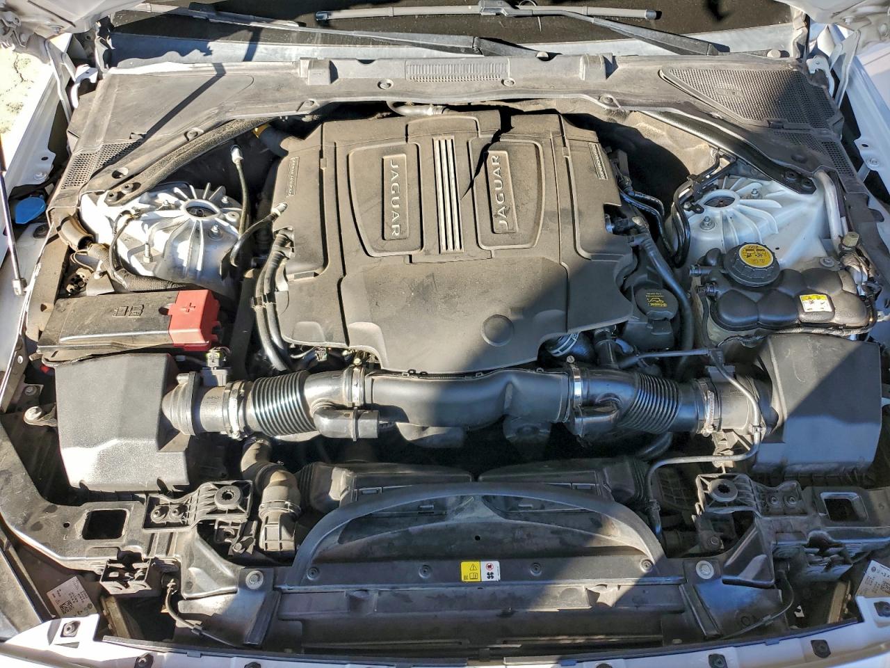 Lot #3308559491 2017 JAGUAR XE FIRST E