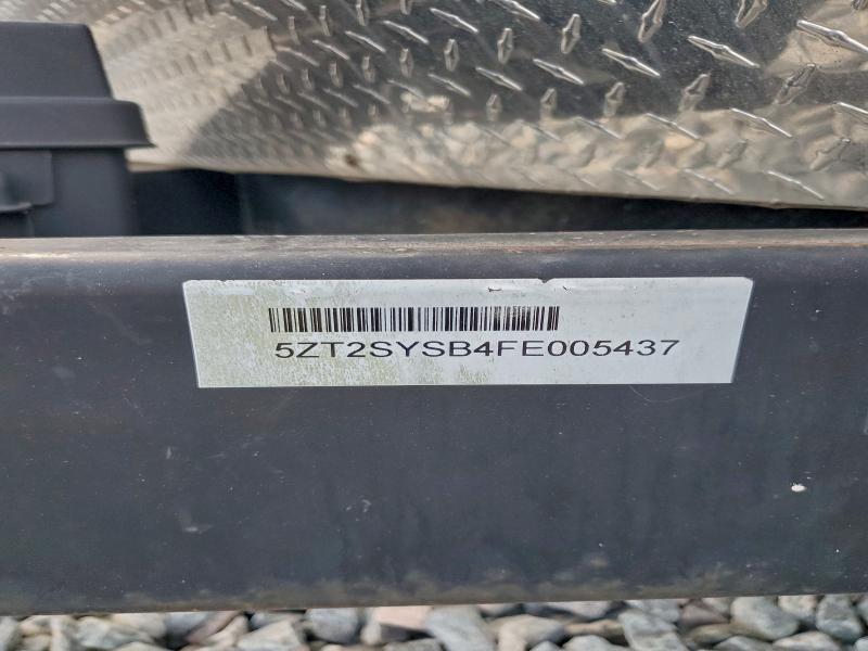 2015 USCG MOTORHOME #3301683625