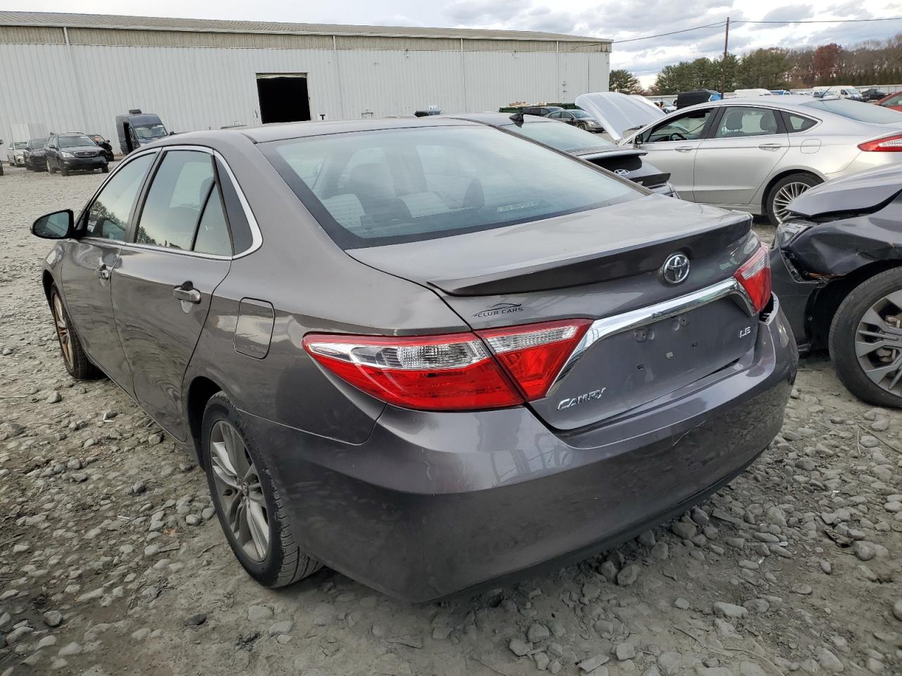 TOYOTA CAMRY LE