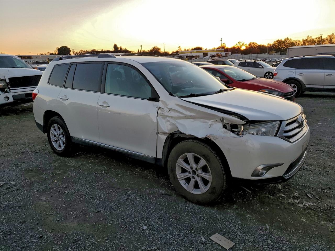 Lot #3304603447 2013 TOYOTA HIGHLANDER