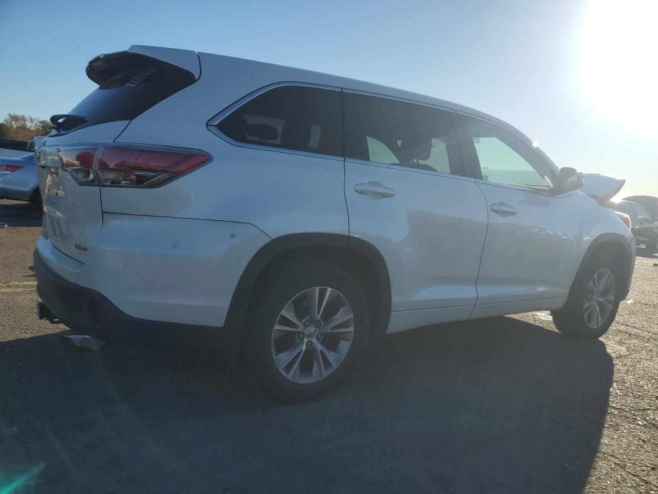 TOYOTA HIGHLANDER LE