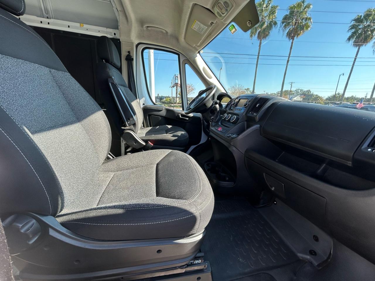 RAM PROMASTER 2500 HIGH