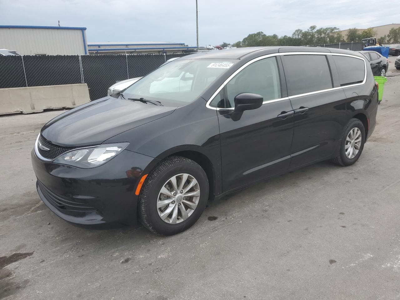 CHRYSLER PACIFICA TOURING