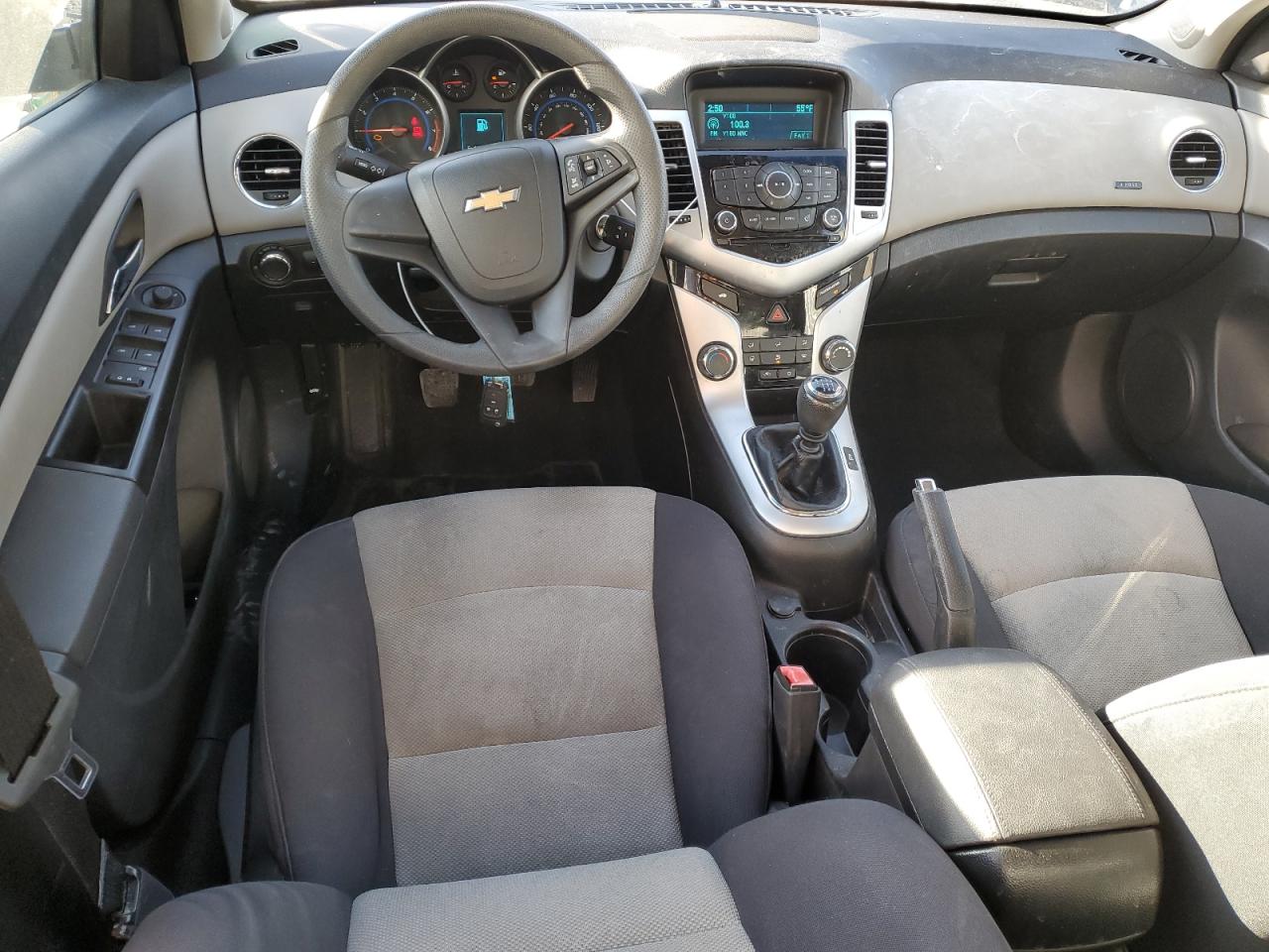 CHEVROLET CRUZE LS