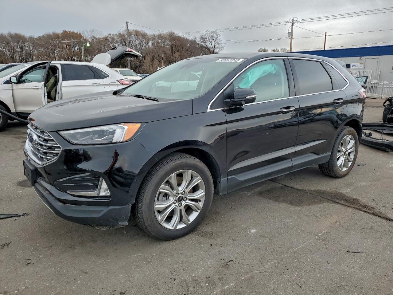 FORD EDGE TITANIUM