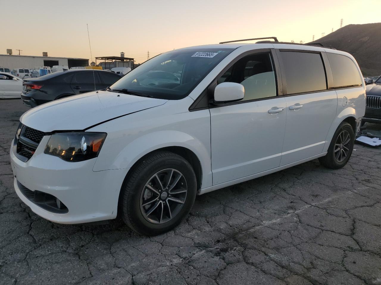DODGE GRAND CARAVAN SXT
