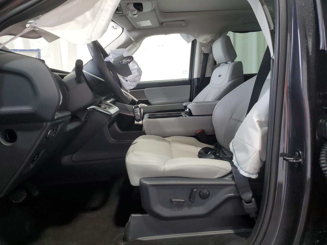 FORD EXPEDITION MAX PLATINUM