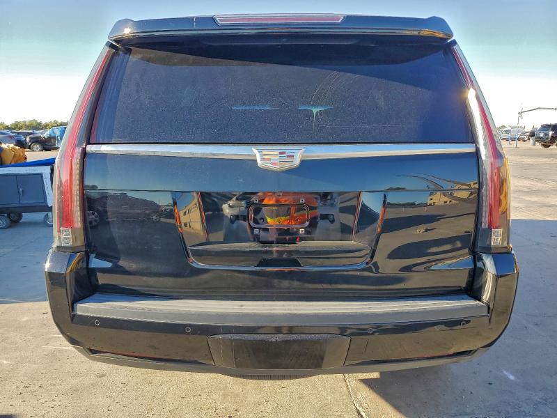 2016 CADILLAC ESCALADE P #3281497010