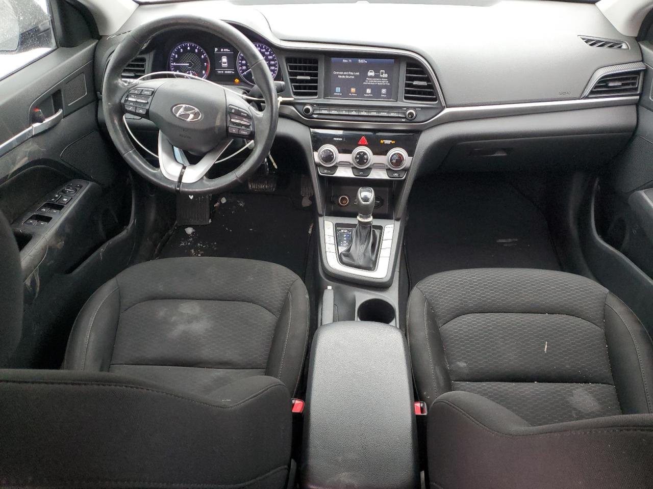 HYUNDAI ELANTRA SEL