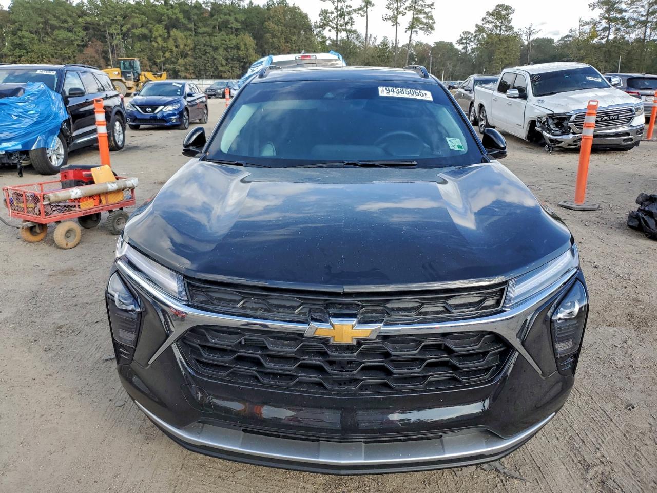 Lot #3316067224 2025 CHEVROLET TRAX 1LT