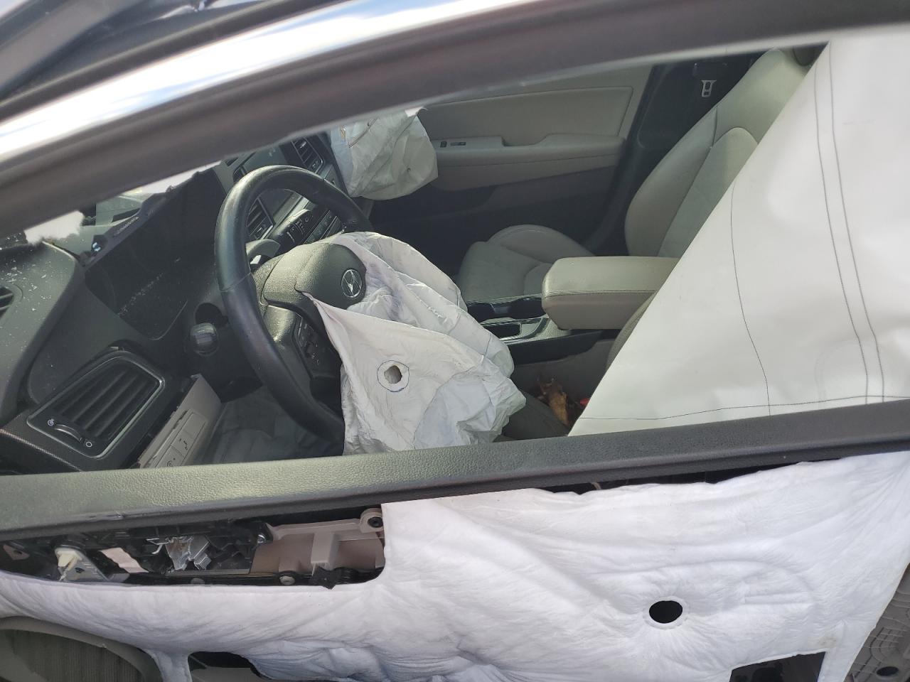 HYUNDAI SONATA SPORT