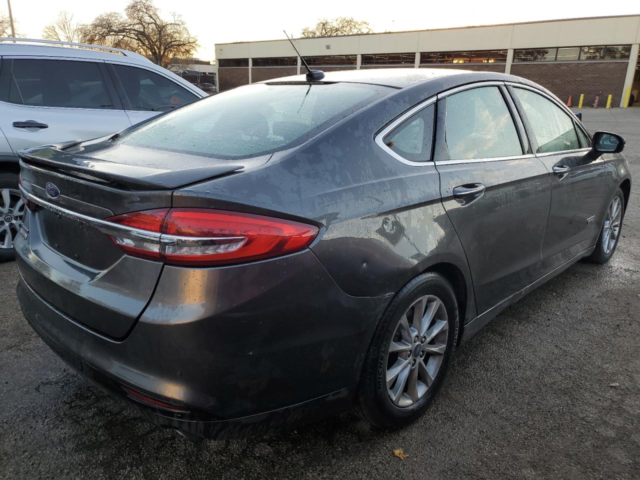 FORD FUSION TITANIUM PHEV