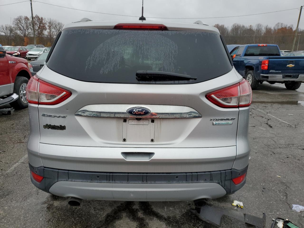 FORD ESCAPE TITANIUM