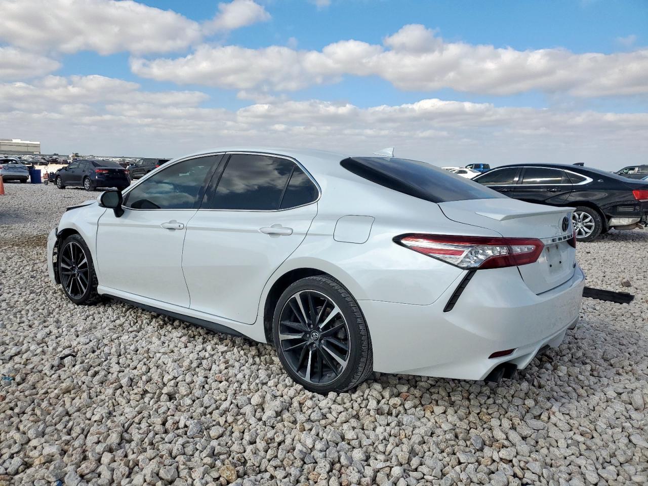 TOYOTA CAMRY XSE