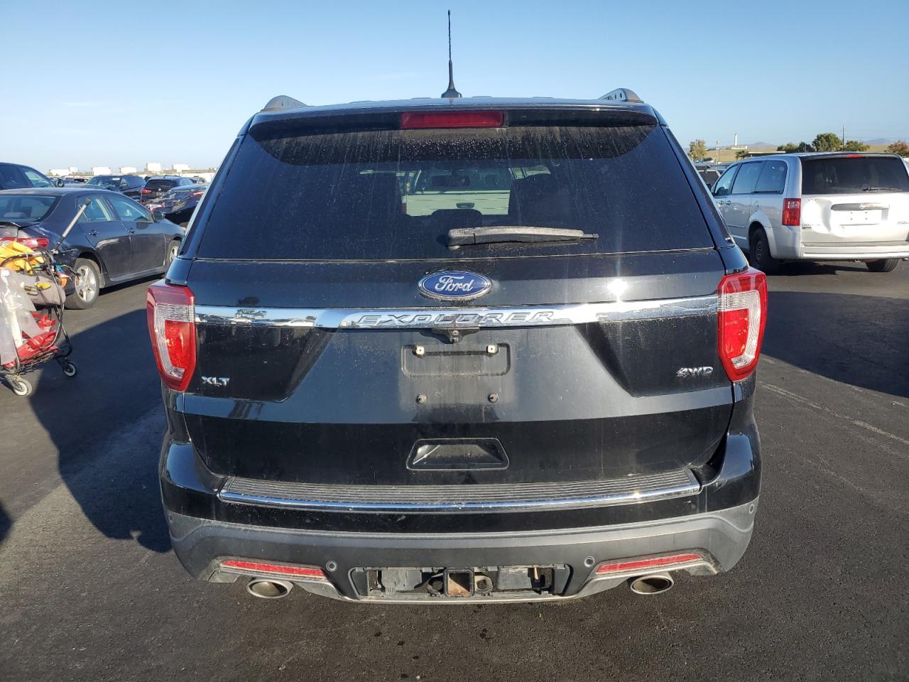 FORD EXPLORER XLT
