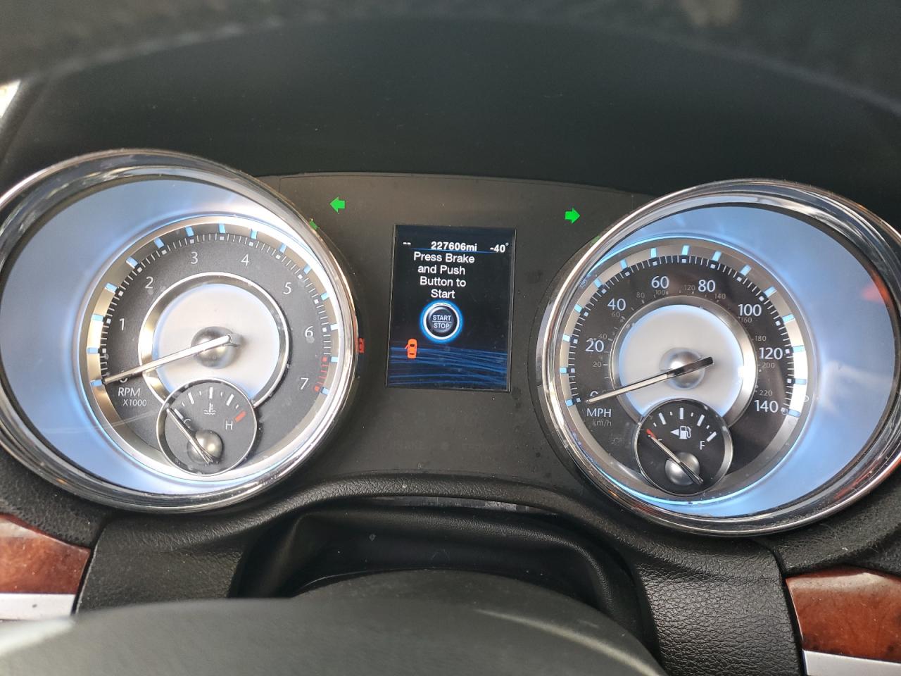 Lot #3317102983 2012 CHRYSLER 300 LIMITE