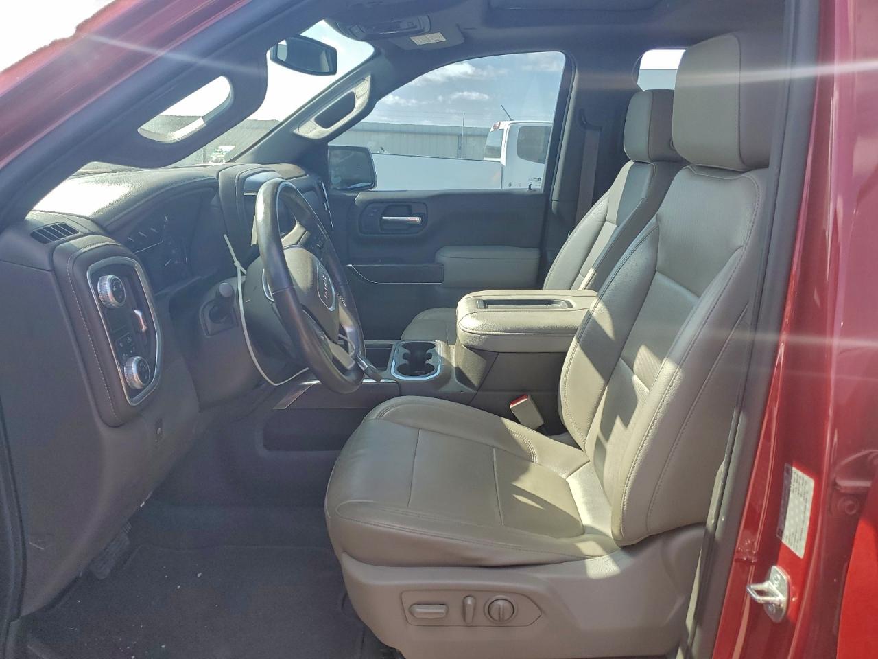 GMC SIERRA C1500 SLT