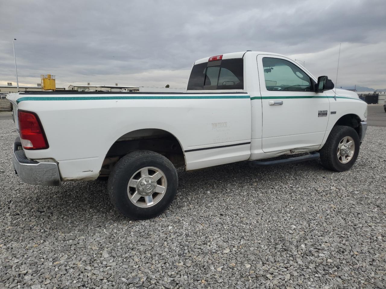 DODGE RAM 2500 SLT
