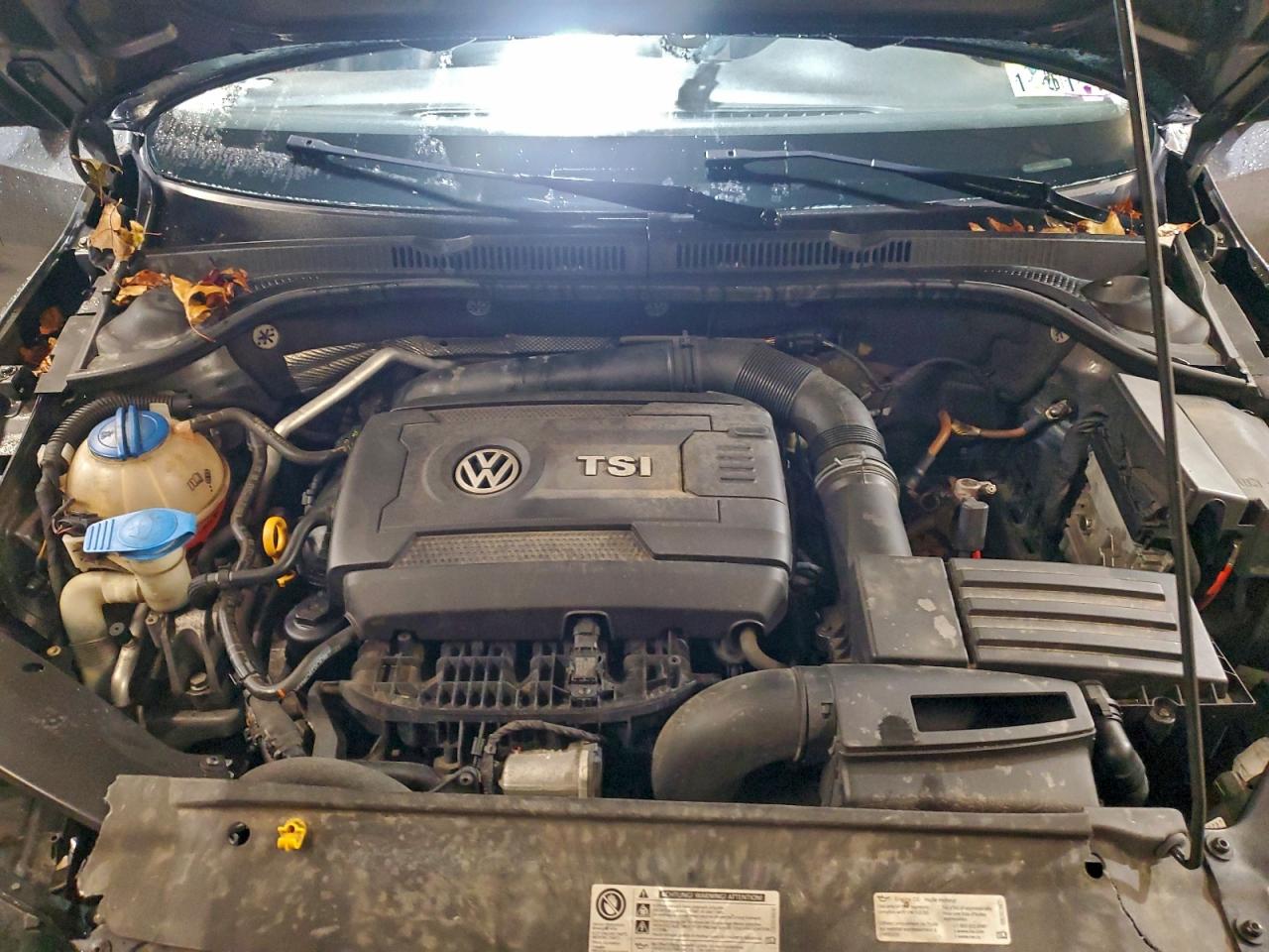 VOLKSWAGEN JETTA SE