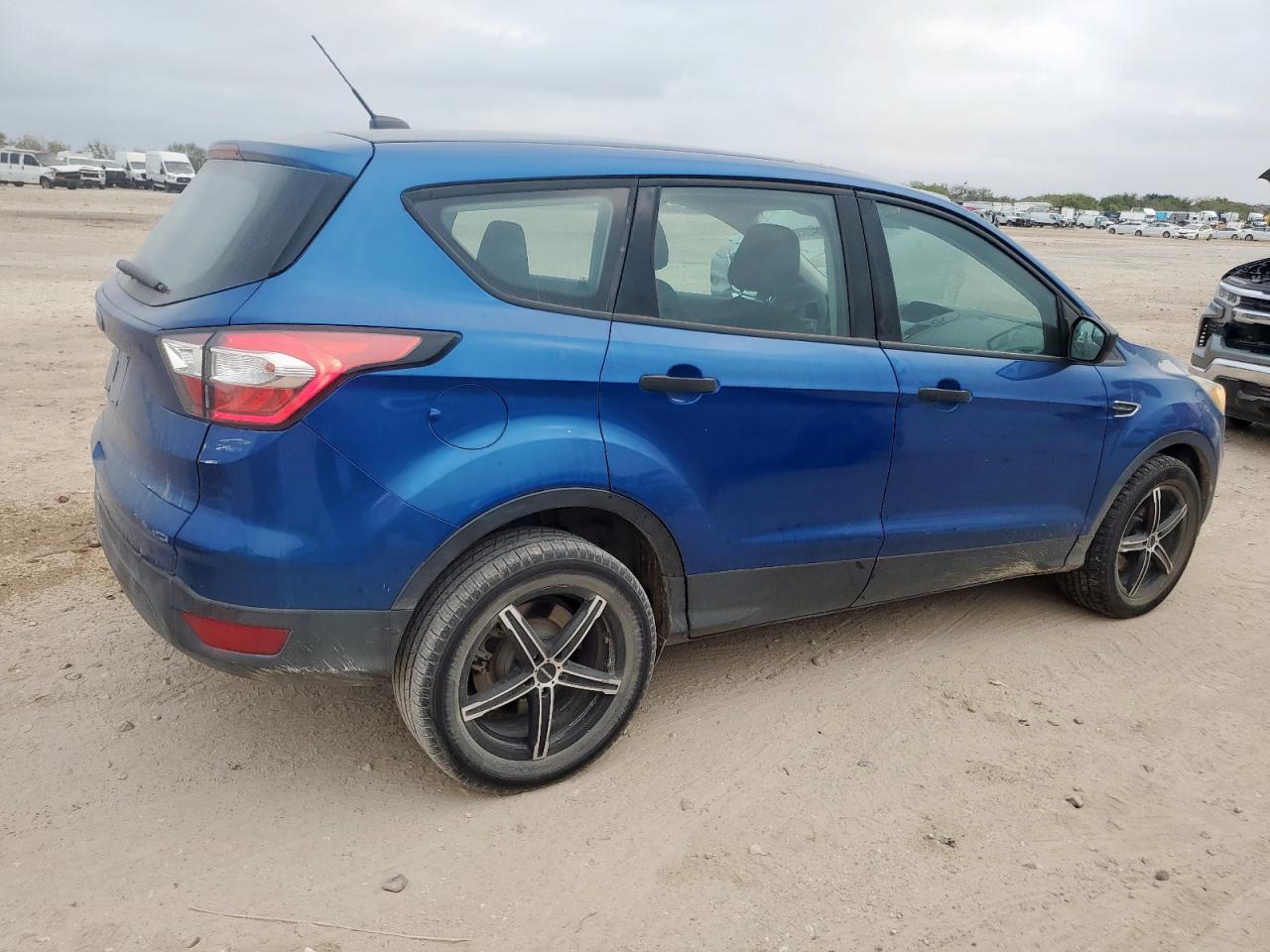 FORD ESCAPE S