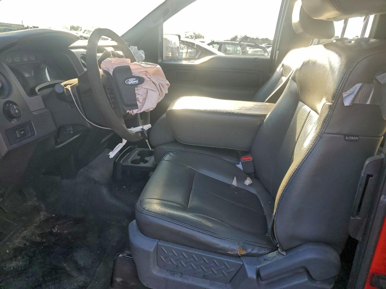 FORD F-150 SUPER CAB