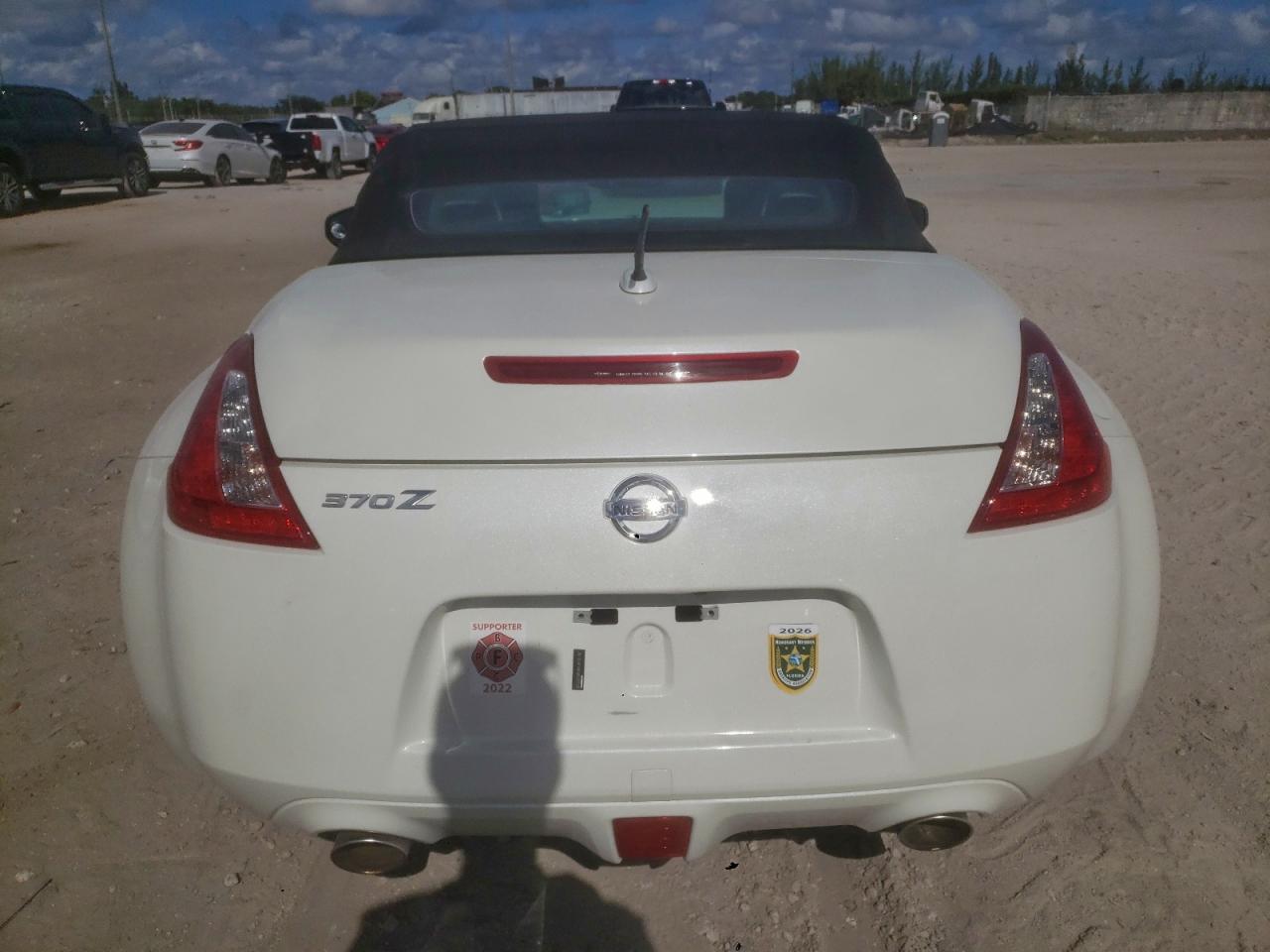 NISSAN 370Z BASE